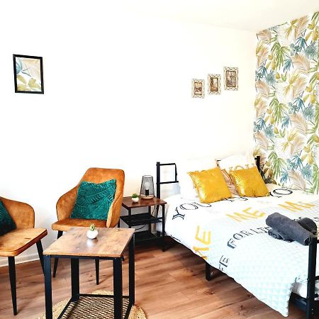 Le Petit Charmeur, Parking, Wifi, Gare Apartamento Flers  Exterior foto