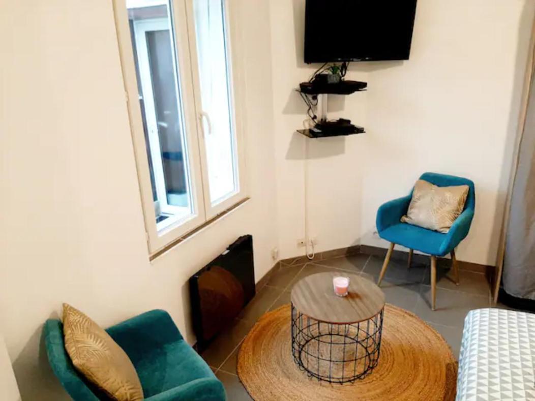 Le Petit Charmeur, Parking, Wifi, Gare Apartamento Flers  Exterior foto