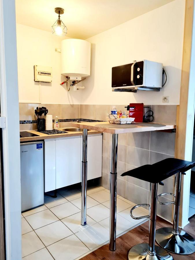 Le Petit Charmeur, Parking, Wifi, Gare Apartamento Flers  Exterior foto