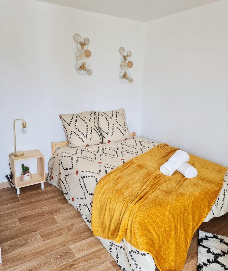 Le Petit Charmeur, Parking, Wifi, Gare Apartamento Flers  Exterior foto