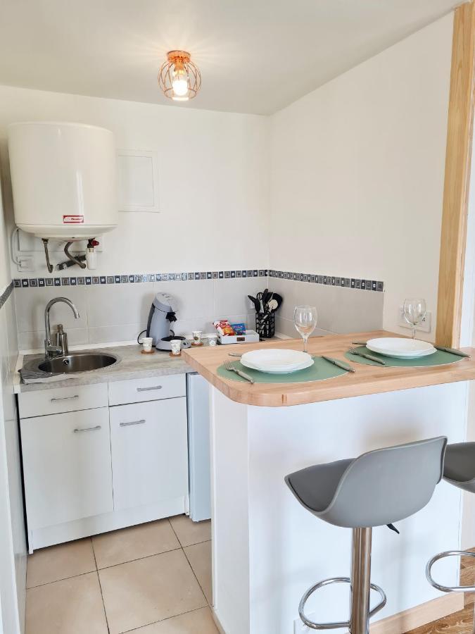 Le Petit Charmeur, Parking, Wifi, Gare Apartamento Flers  Exterior foto